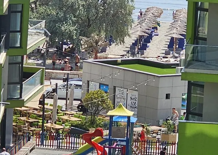 Pool & - Langa Plaja * Năvodari