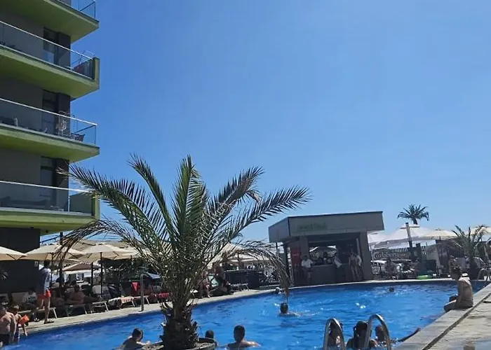 Apartamento Pool & - Langa Plaja Năvodari