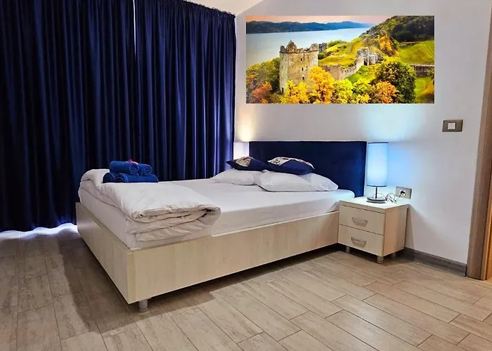 Pool & - Langa Plaja