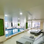 Pool & - Langa Plaja * Navodari