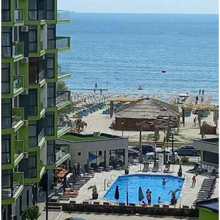 Pool & - Langa Plaja ナボダリ