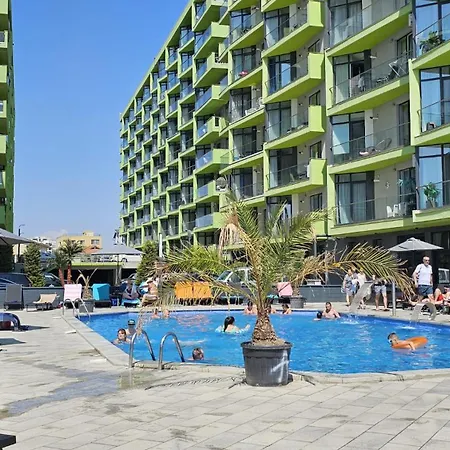 Apartment Pool & - Langa Plaja Navodari